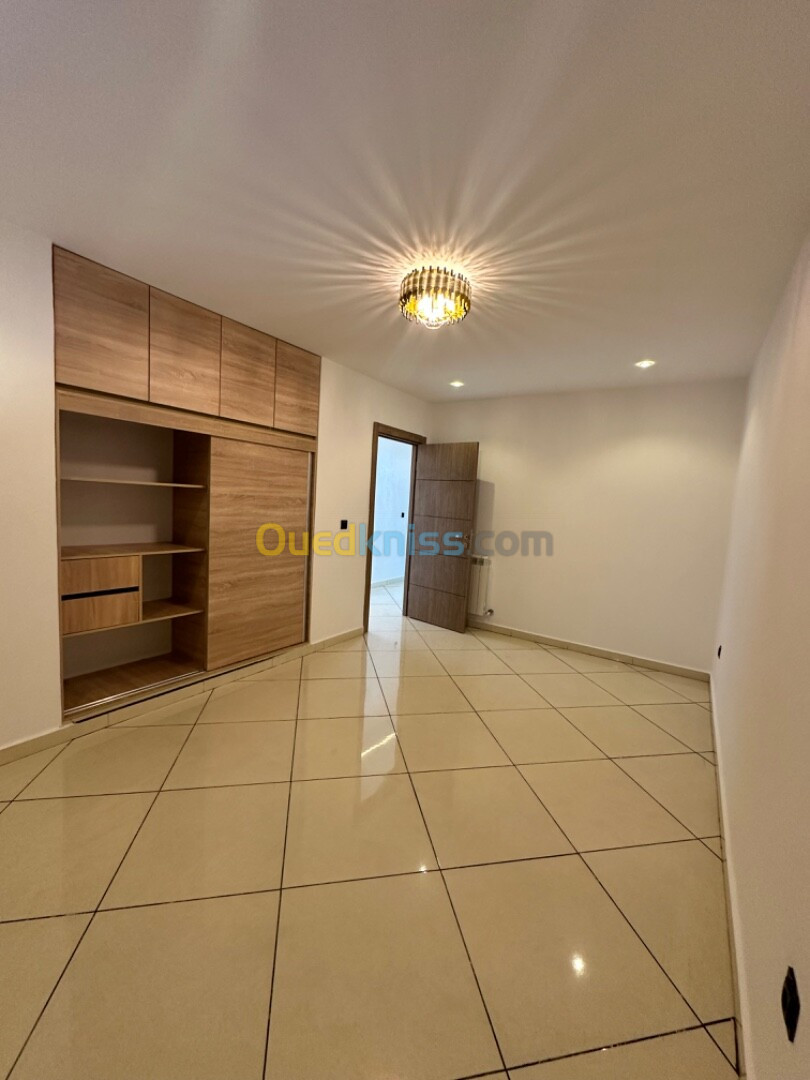 Vente Appartement F4 Oran Bir el djir