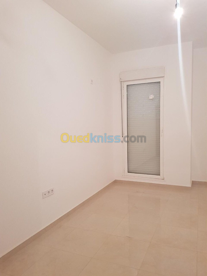 Location Appartement F4 Alger Birkhadem