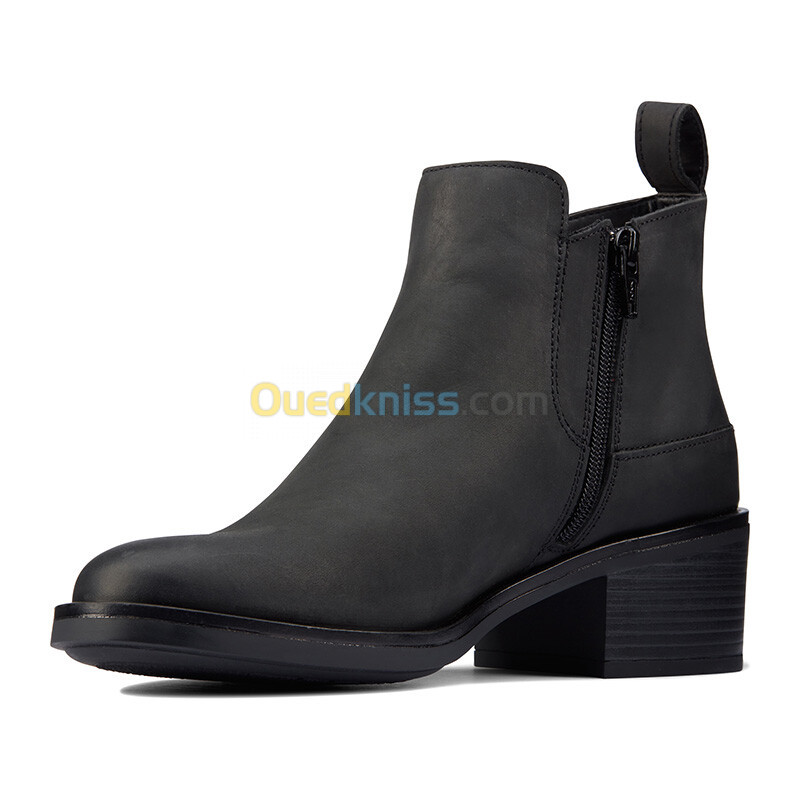 CLARKS Memi Zip Black Leather