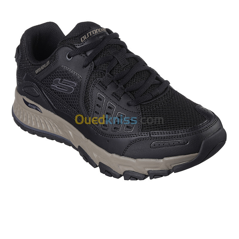 SKECHERS ARCH FIT ESCAPE PLAN