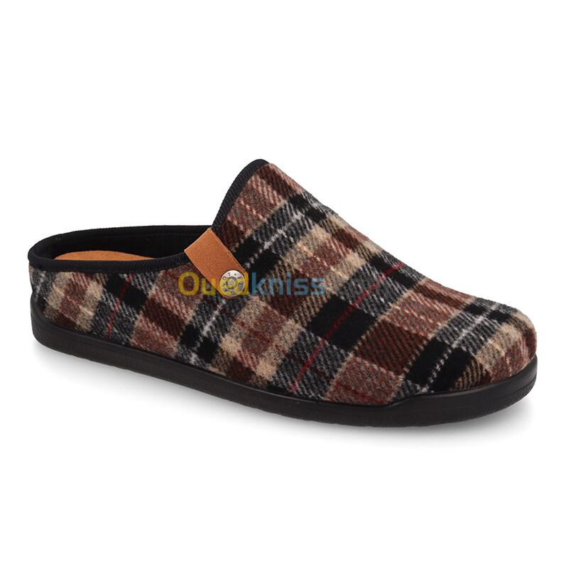 FLY FLOT Cloth Man Slipper Brown