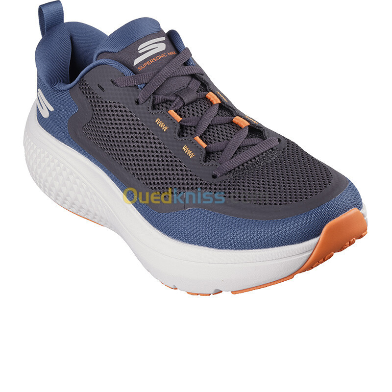 SKECHERS Go Run Supersonic Max