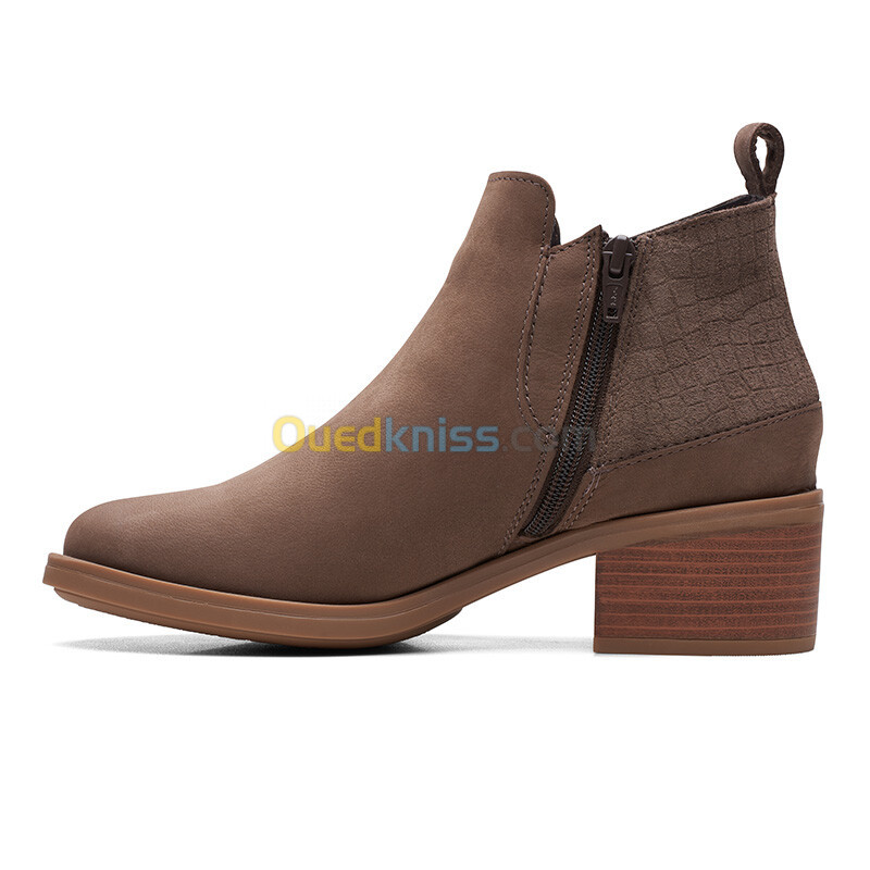 CLARKS Memi Zip Taupe Nubuck