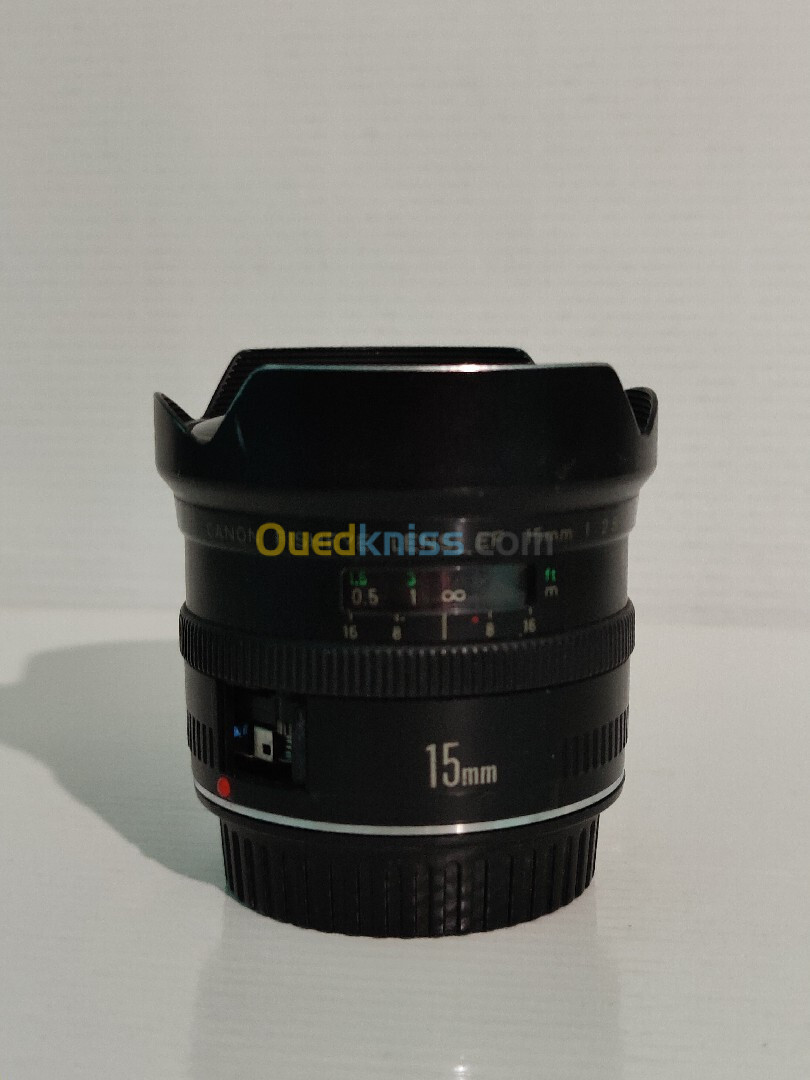 Objectif Canon 15mm fish-eye 