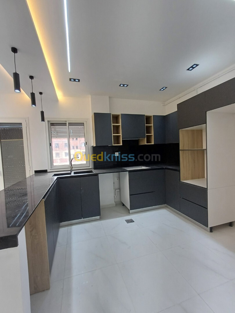 Vente Appartement F4 Alger Bordj el bahri