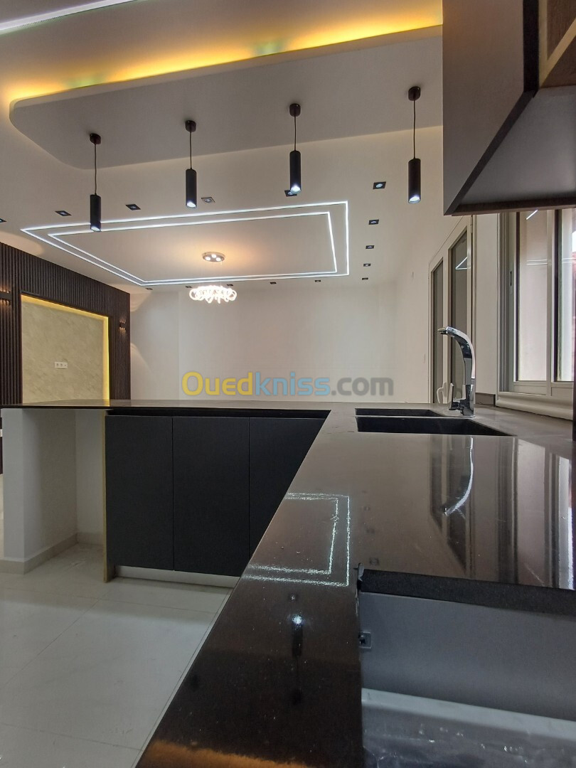 Vente Appartement F4 Alger Bordj el bahri