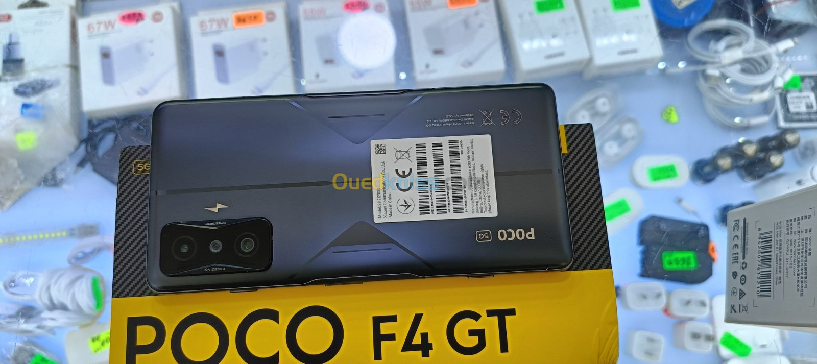 POCO F4 GT