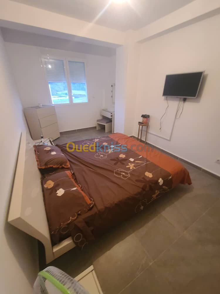 Location Appartement F4 Alger Souidania