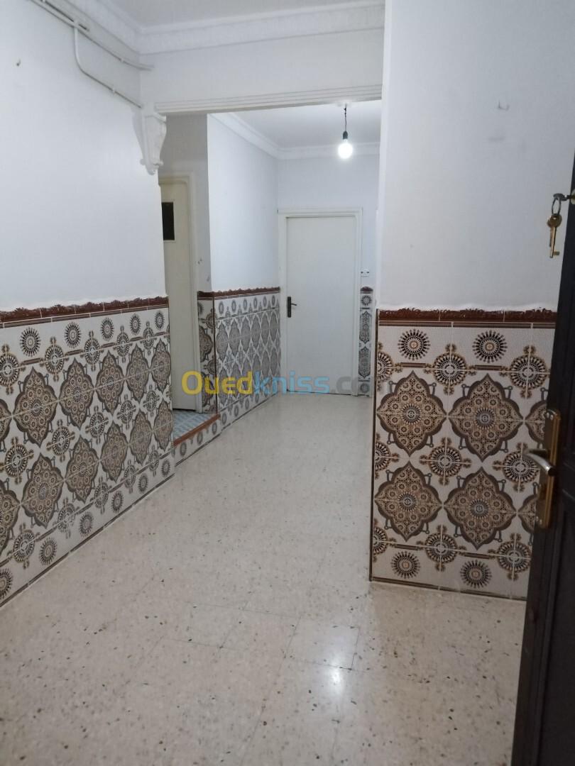 Location Appartement F5 Tlemcen Mansourah