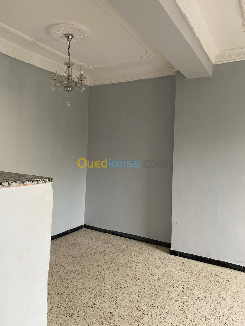 Vente Appartement F2 Alger Bordj el kiffan