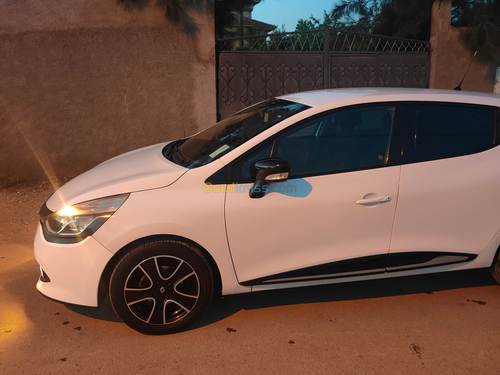 Renault Clio 4 2014 Limited