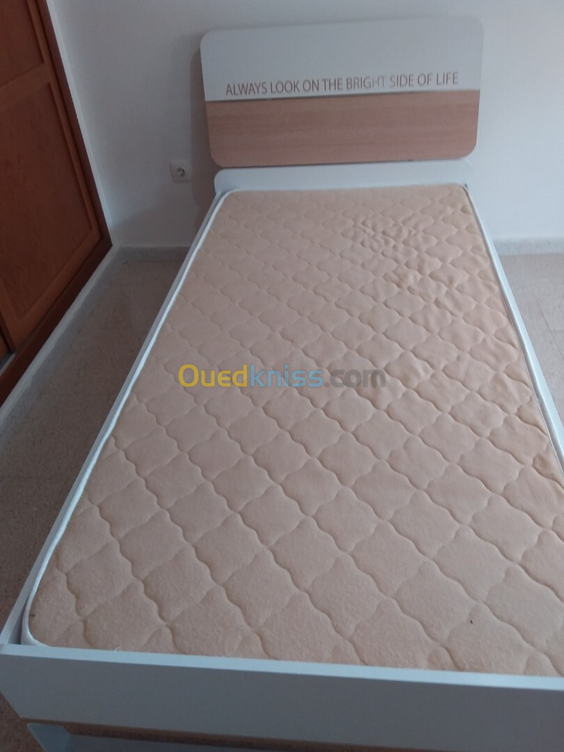 Grand Lit Ado avec matelas, Une Place, 1mx2m, Importation, Premier Choix