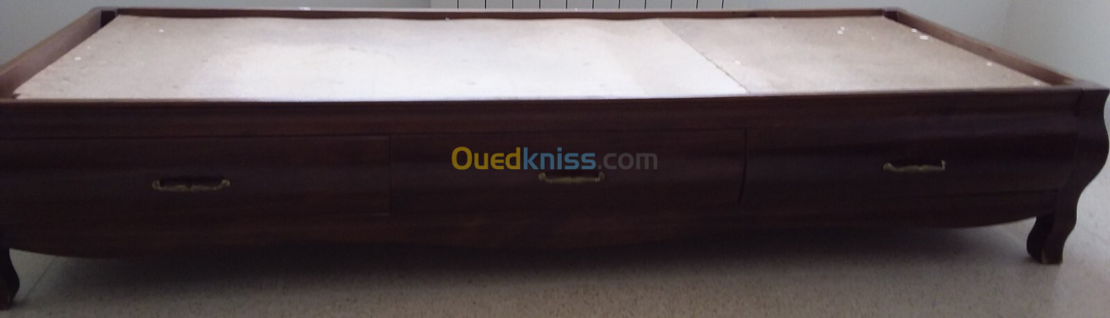 2 x Banquettes en hêtres 2mx75cm avec leurs matelas