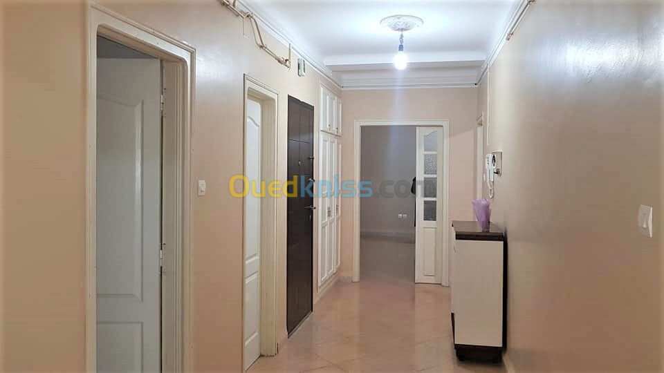 Location Appartement F3 Béjaïa Bejaia