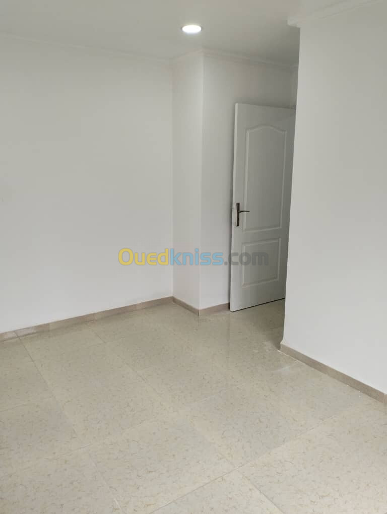 Location Appartement F3 Alger Birkhadem