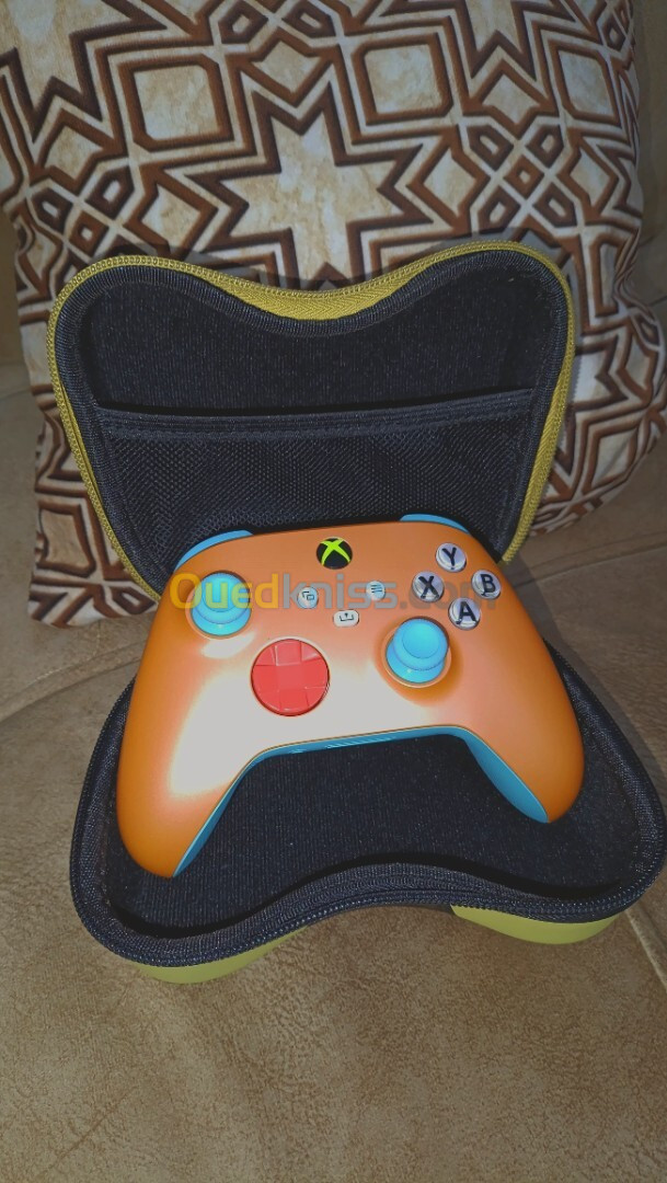 Pouchet manette console/PC