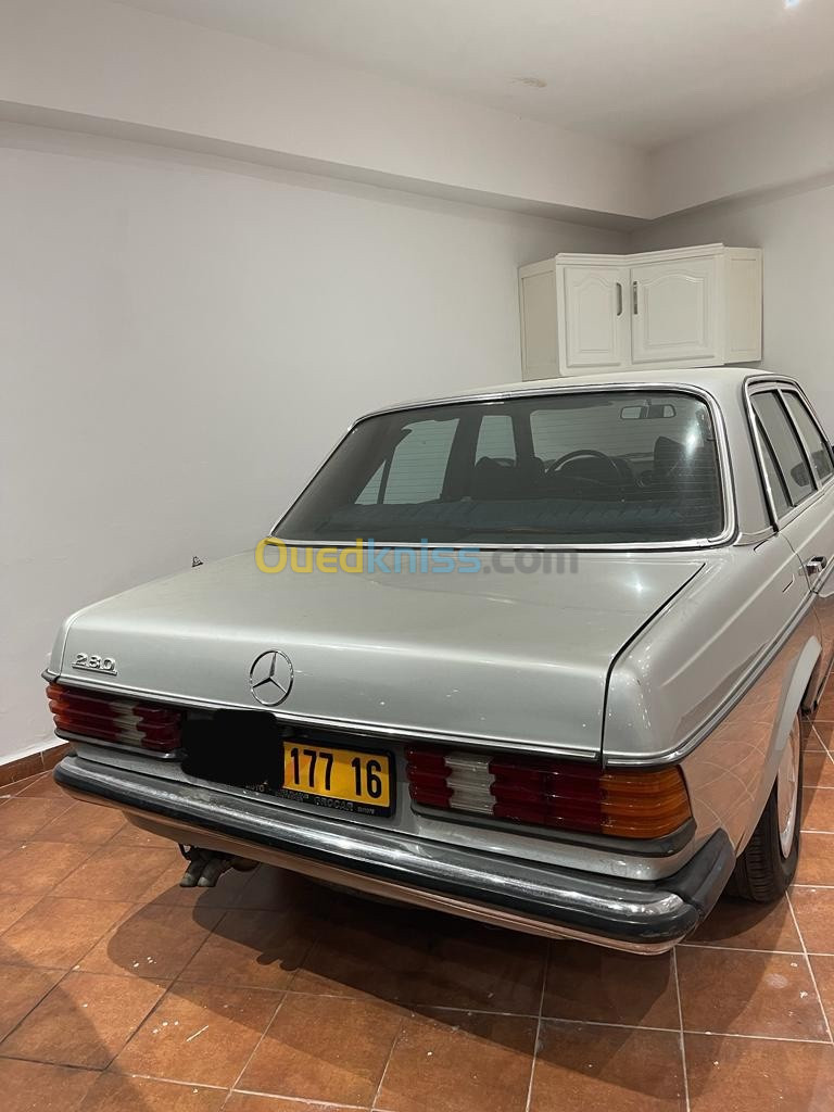 Mercedes Mercedes 123 1977 