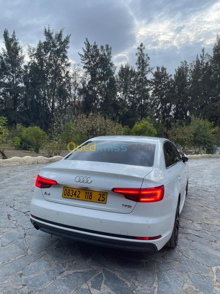 Audi A4 2018 S Line +