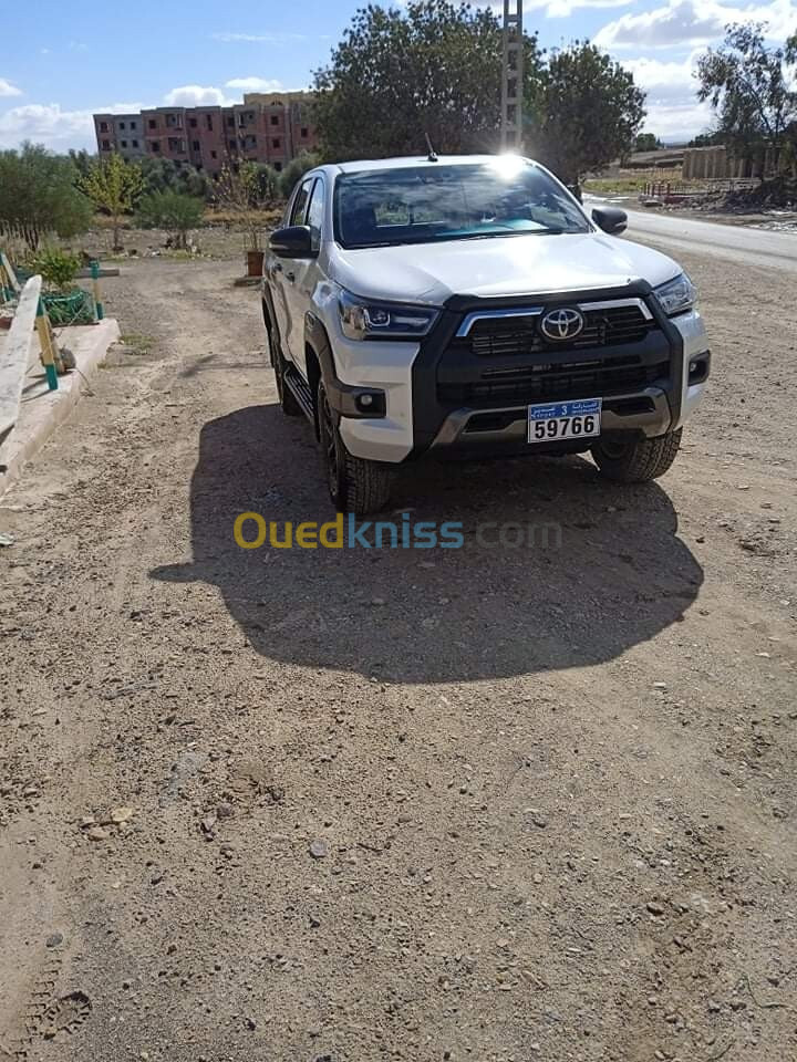 Toyota Hilux 2021 Adventur