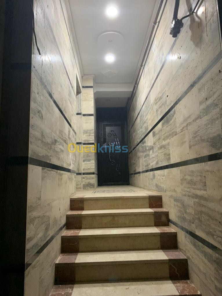 Vente Appartement F4 Alger Bordj el bahri