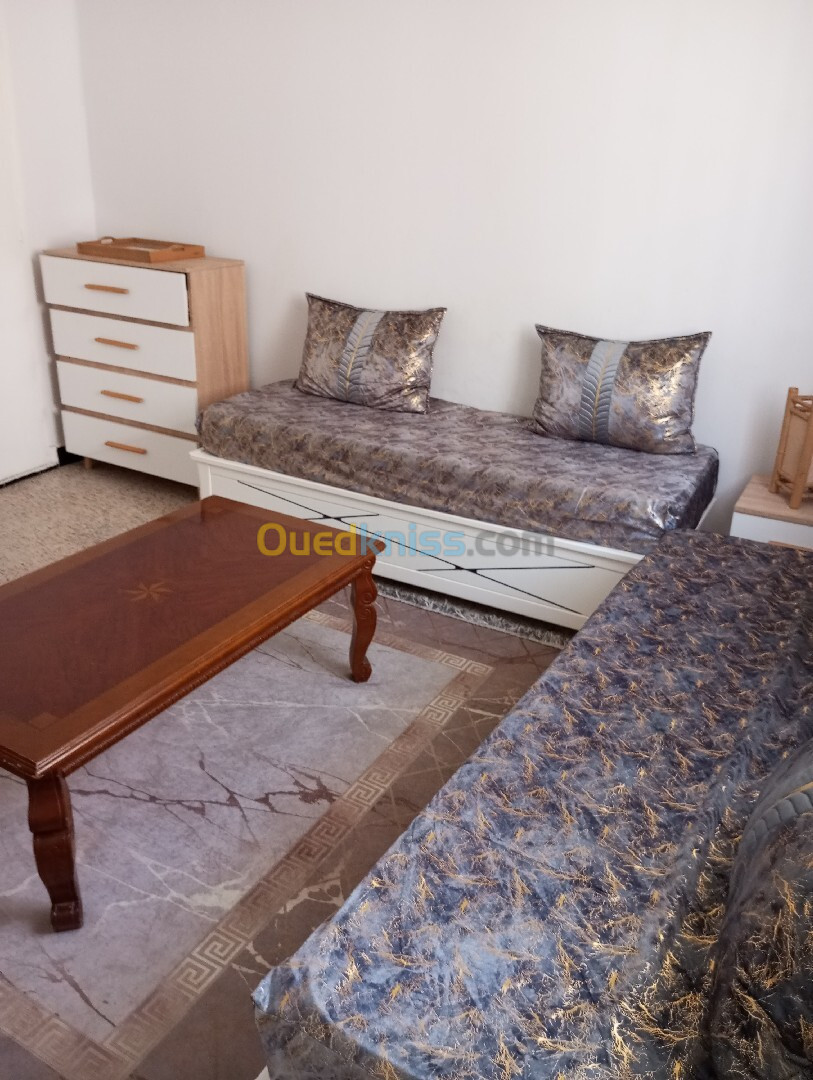 Location vacances Appartement F3 Alger Bordj el bahri