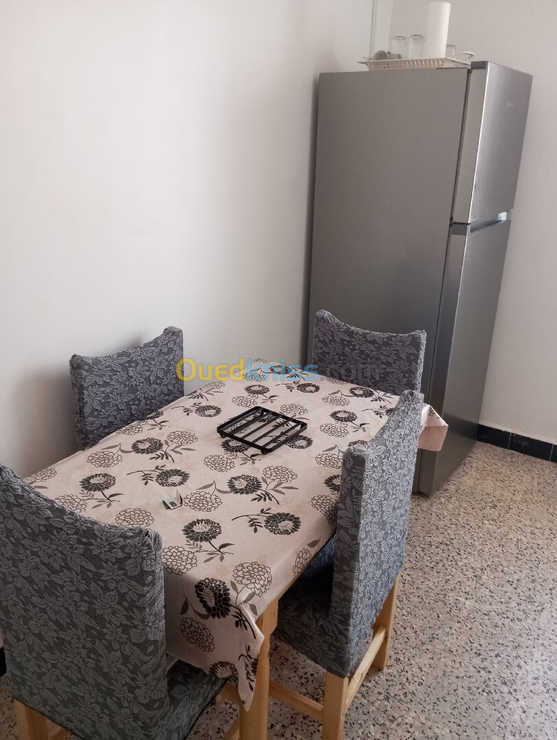 Location vacances Appartement F3 Alger Bordj el bahri