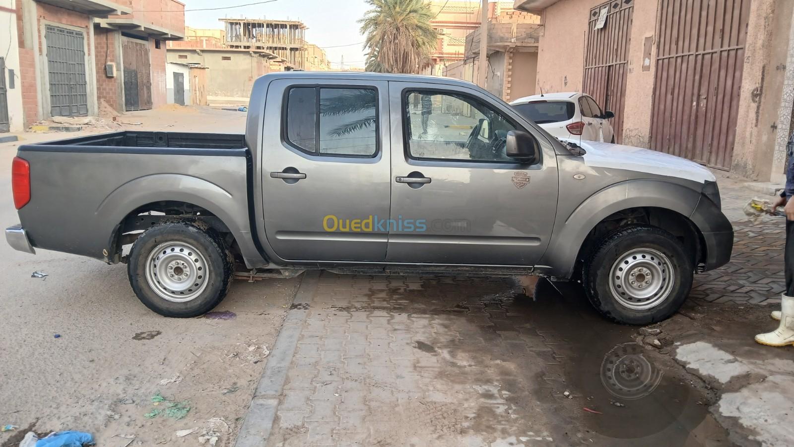 Nissan Navara 2013 Elegance 4x2