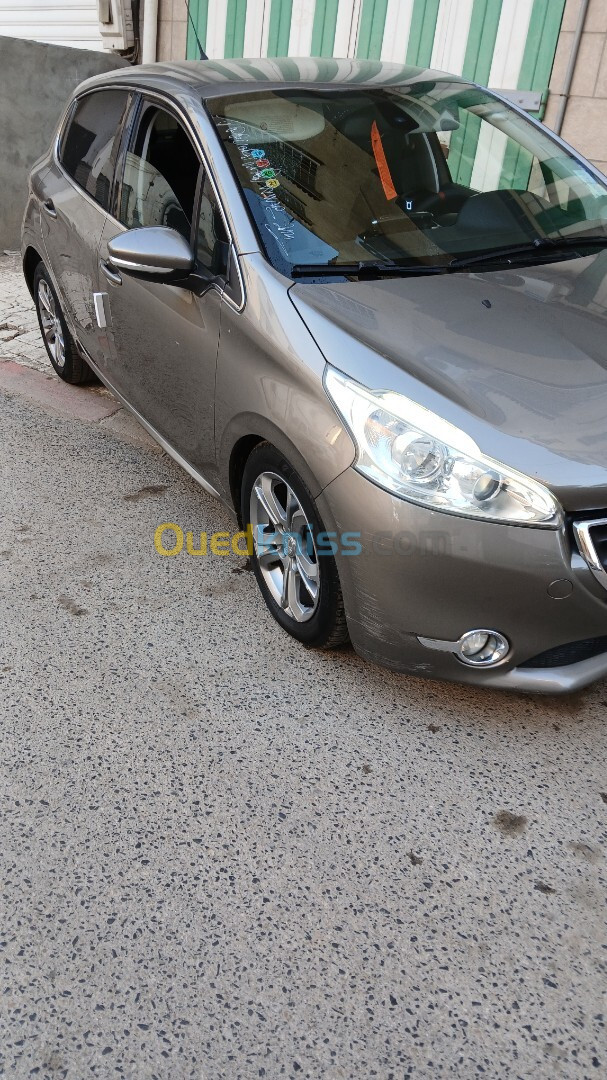 Peugeot 208 2014 Active