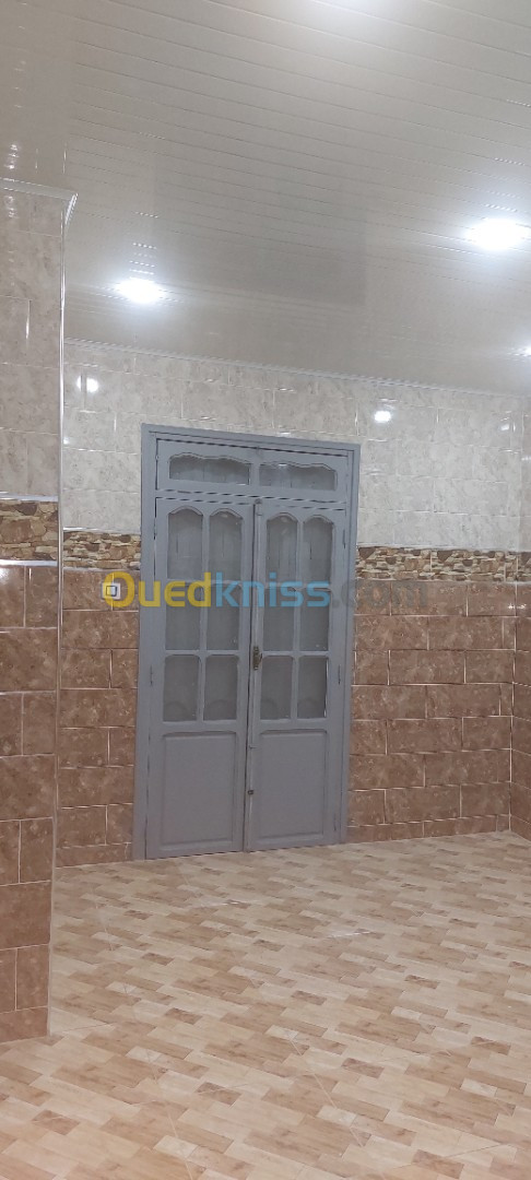 Location Niveau De Villa F03 Guelma Guelma