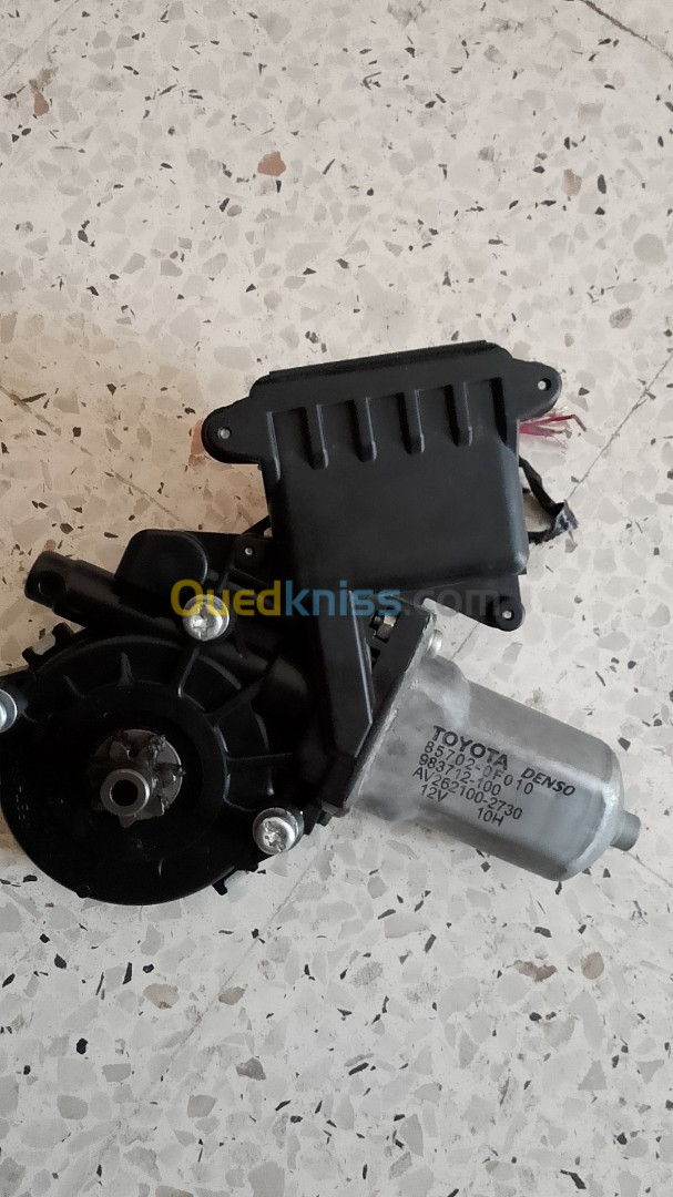 Moteur monté classe toyota Yaris 2007 2011