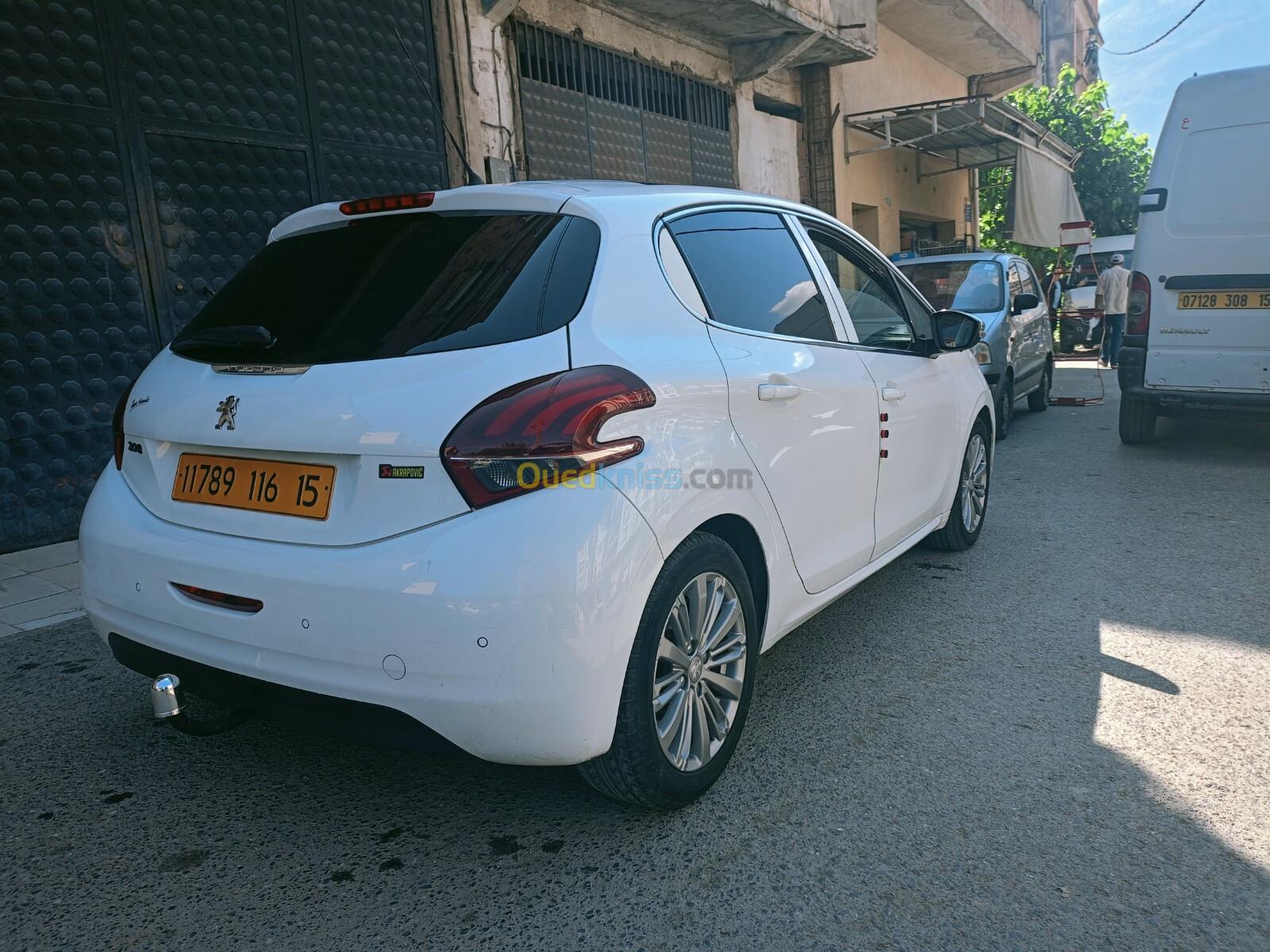 Peugeot 208 2016 Allure Facelift