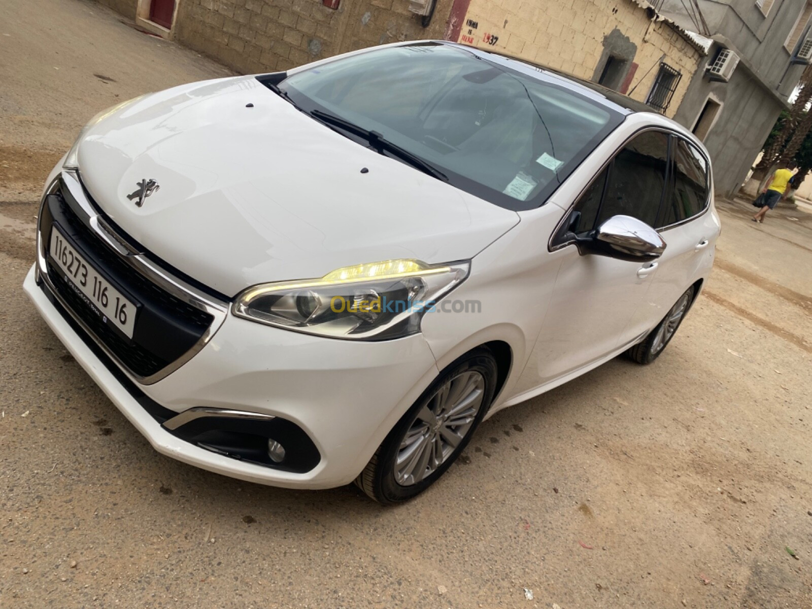 Peugeot 208 2016 Allure Facelift