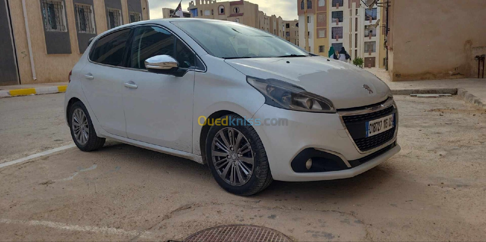 Peugeot 208 2015 Allure Facelift