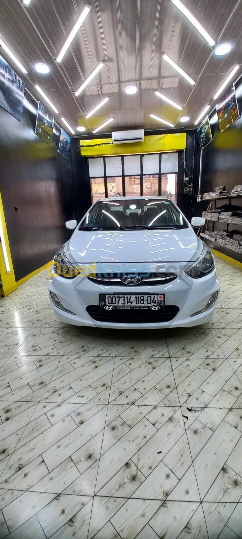 Hyundai Accent RB  4 portes 2018 Accent RB  4 portes