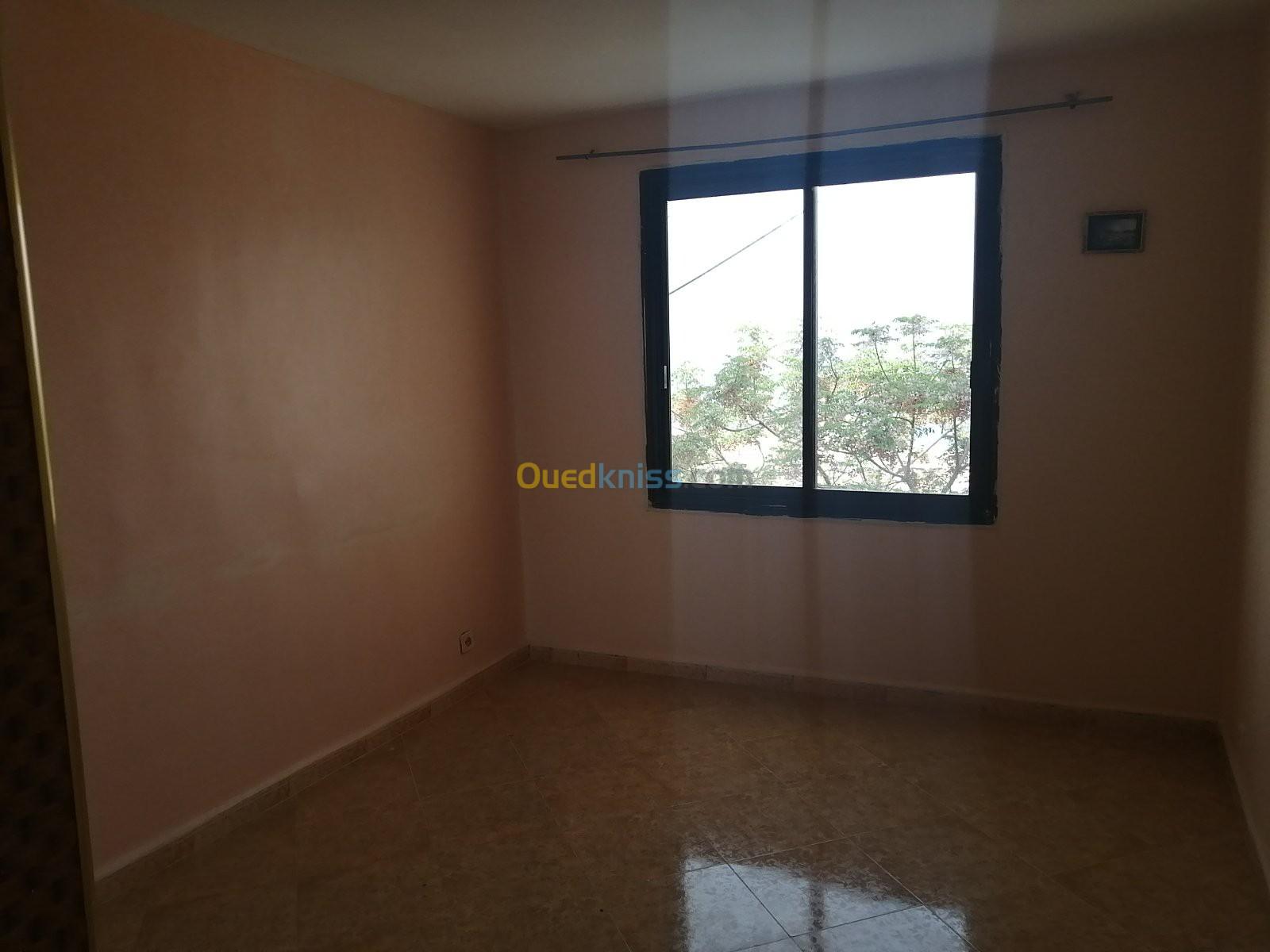 Vente Appartement F4 Tipaza Bou haroun