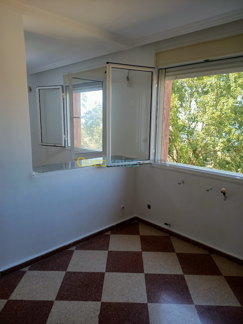 Vente Appartement F4 Alger Bouzareah