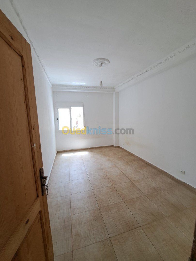 Vente Appartement F3 Alger Zeralda