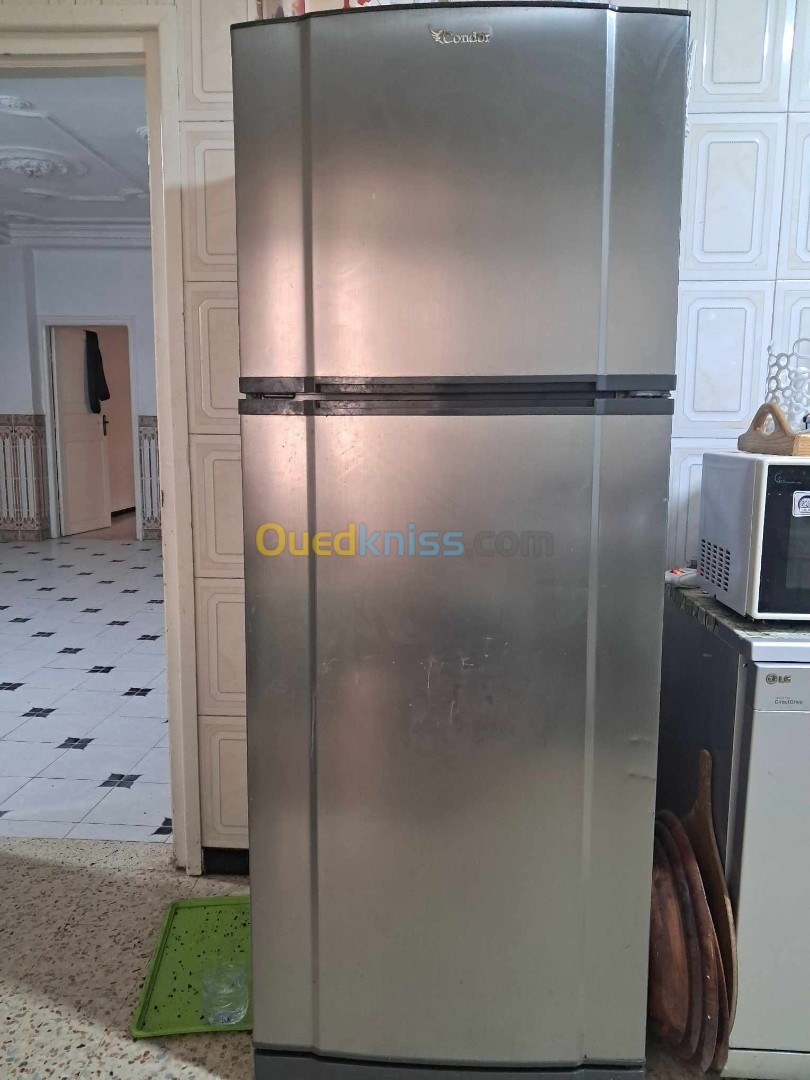 refrigirateur de marque condore 2 portes 