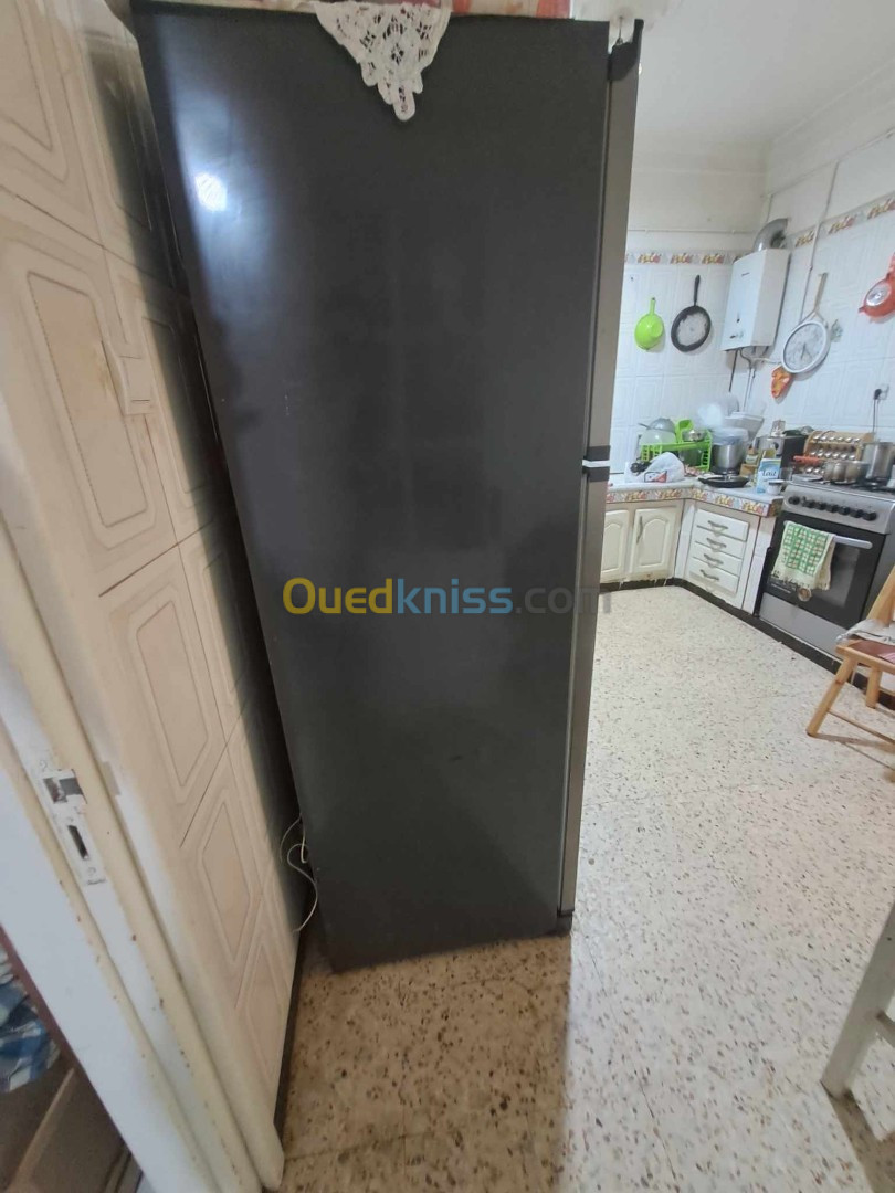 refrigirateur de marque condore 2 portes 