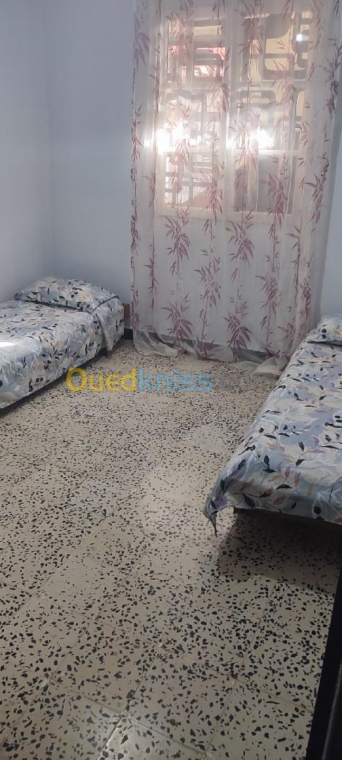 Location vacances Appartement F3 Mostaganem Abdelmalek ramdane