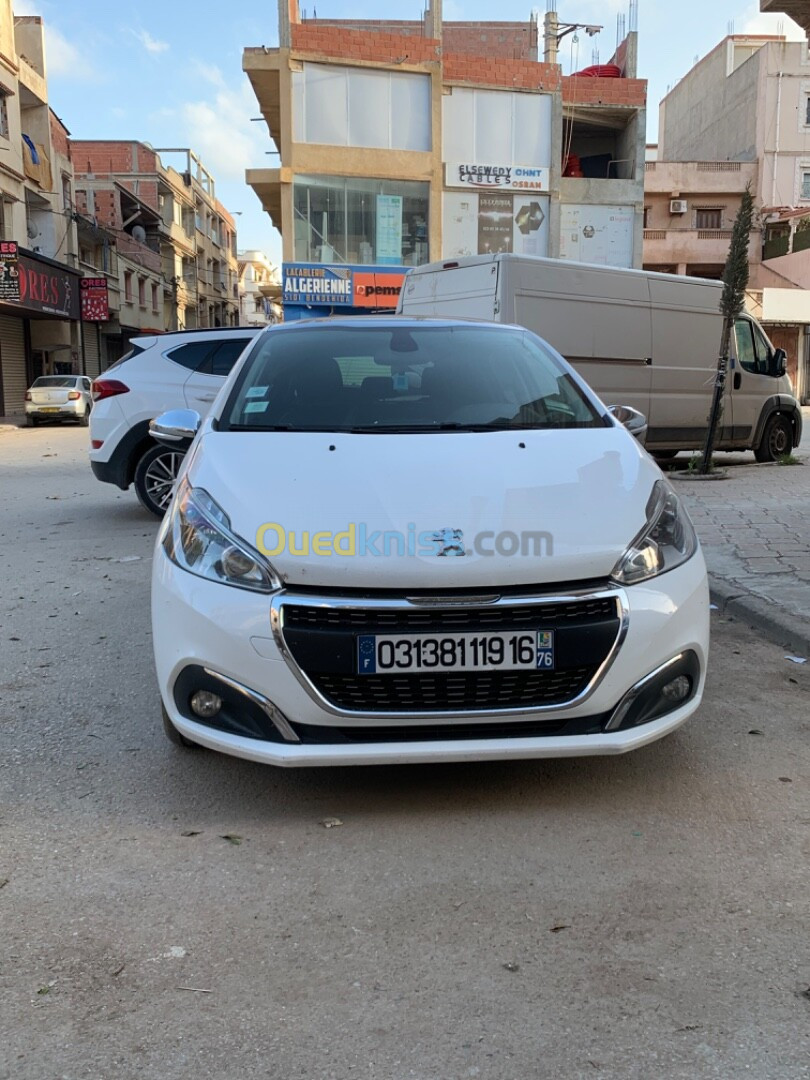 Peugeot 208 2019 