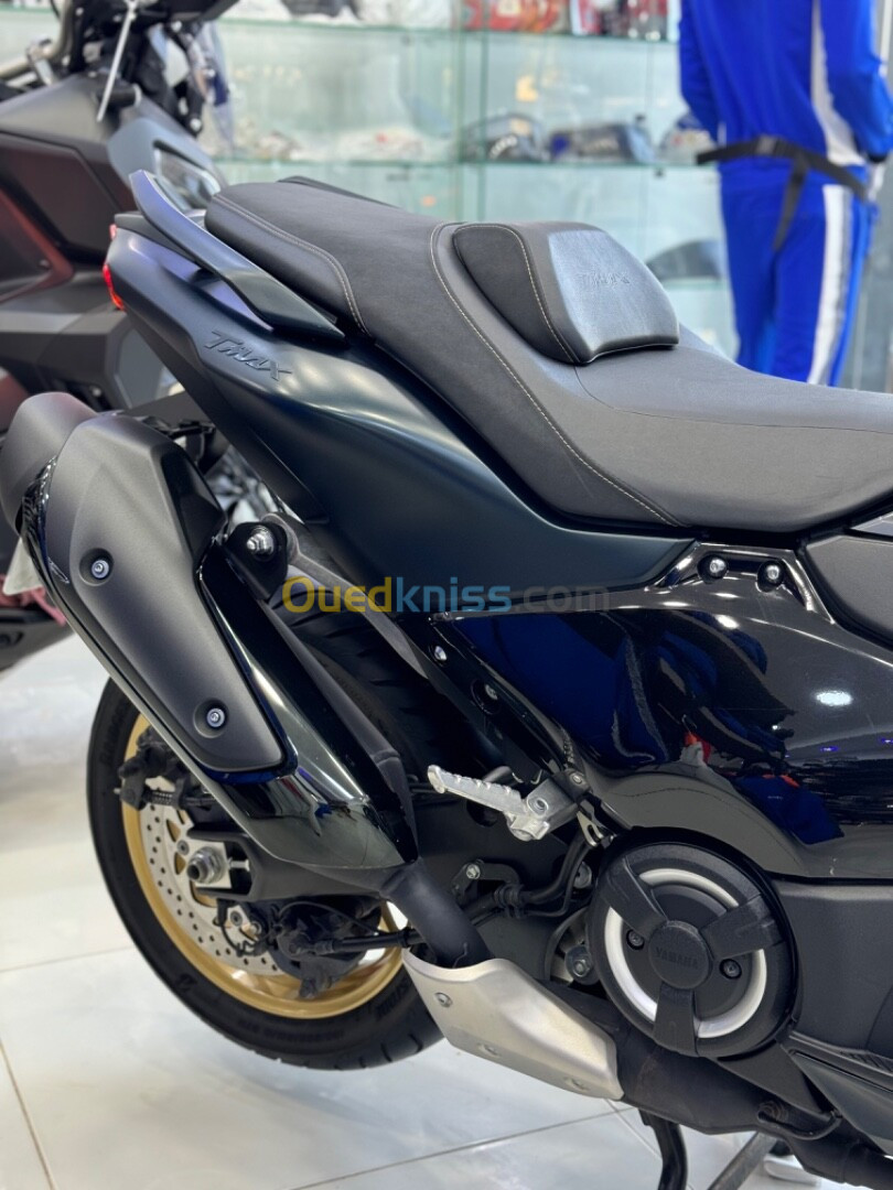 Yamaha Tmax 560 2022