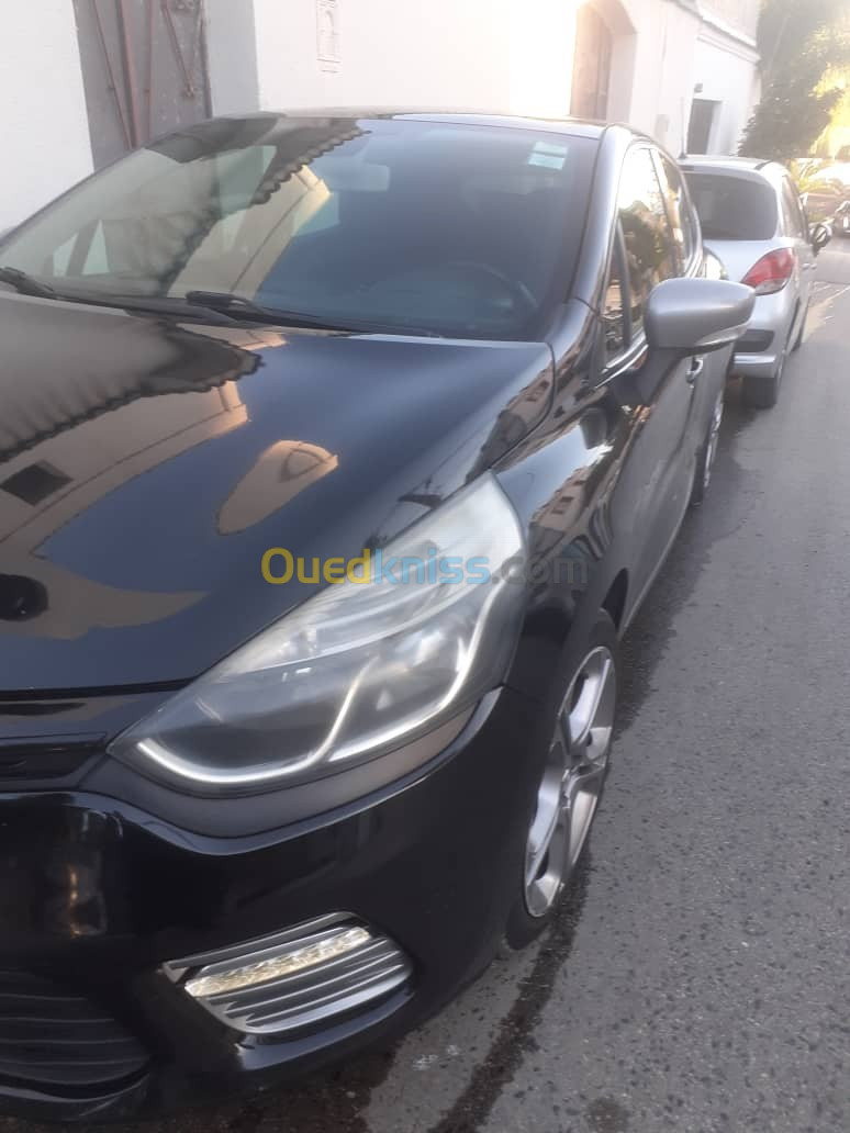 Renault Clio 4 2015 GT Line +