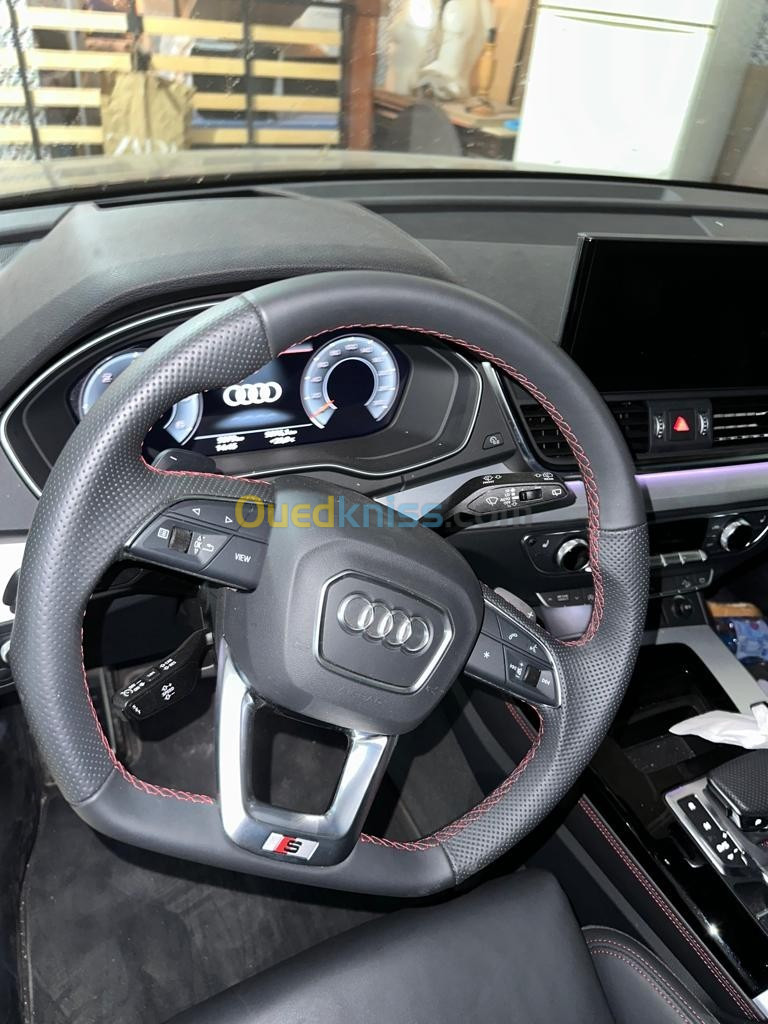 Audi Q5 2023 S ligne back noir