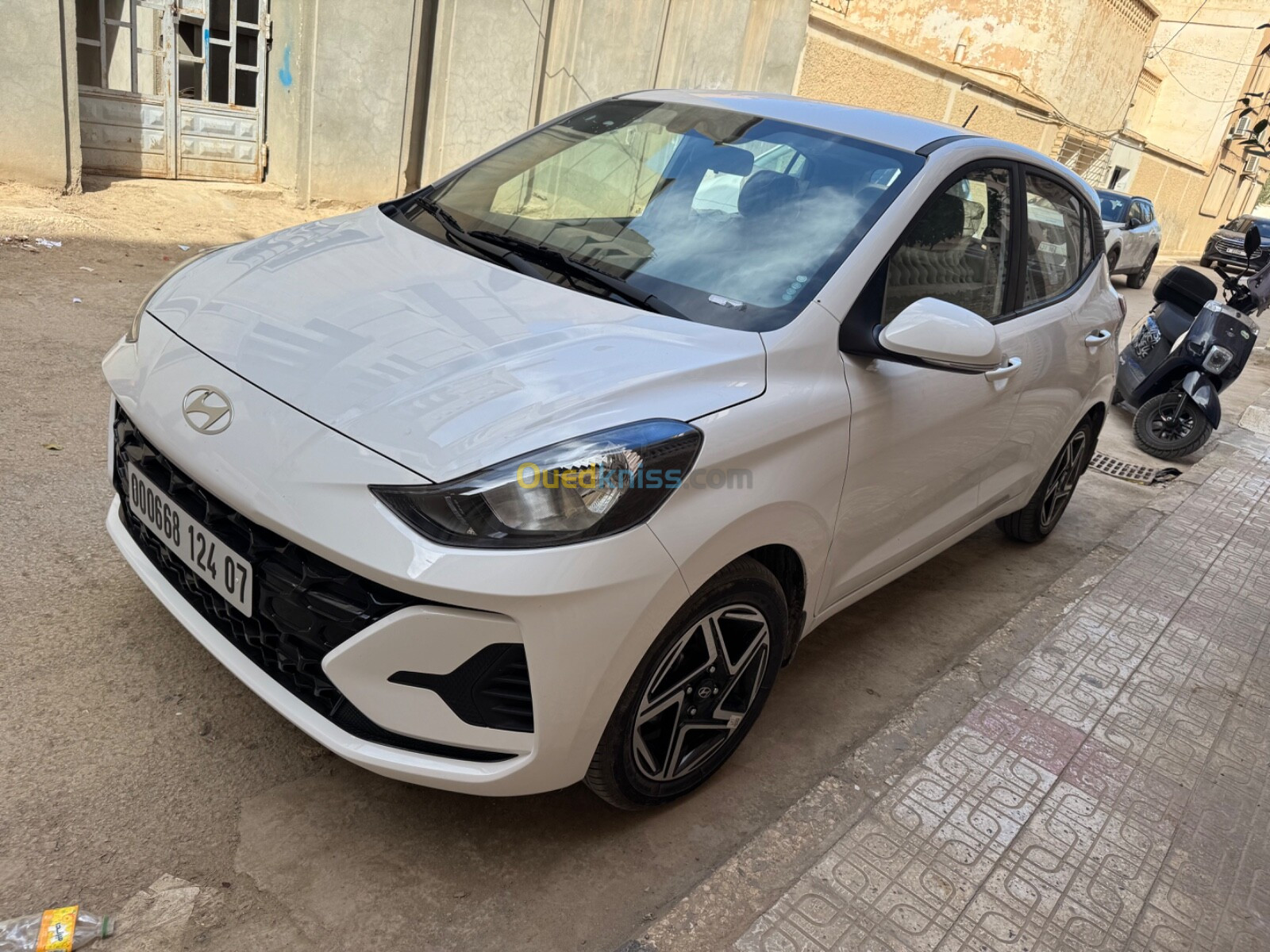 Hyundai GRAND i10 2024 GLC