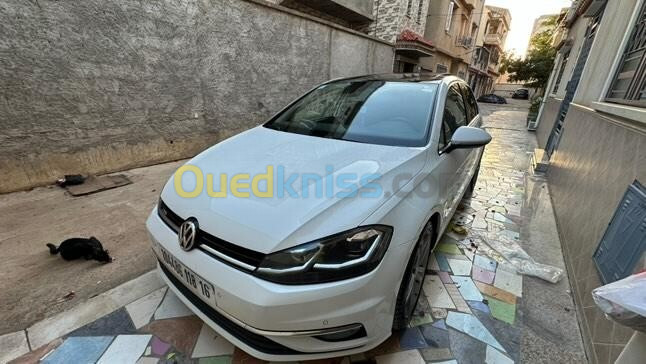 Volkswagen Golf 7 2018 Carat