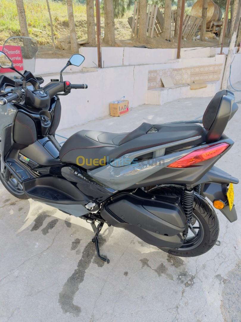 Yamaha Xmax 300 2022