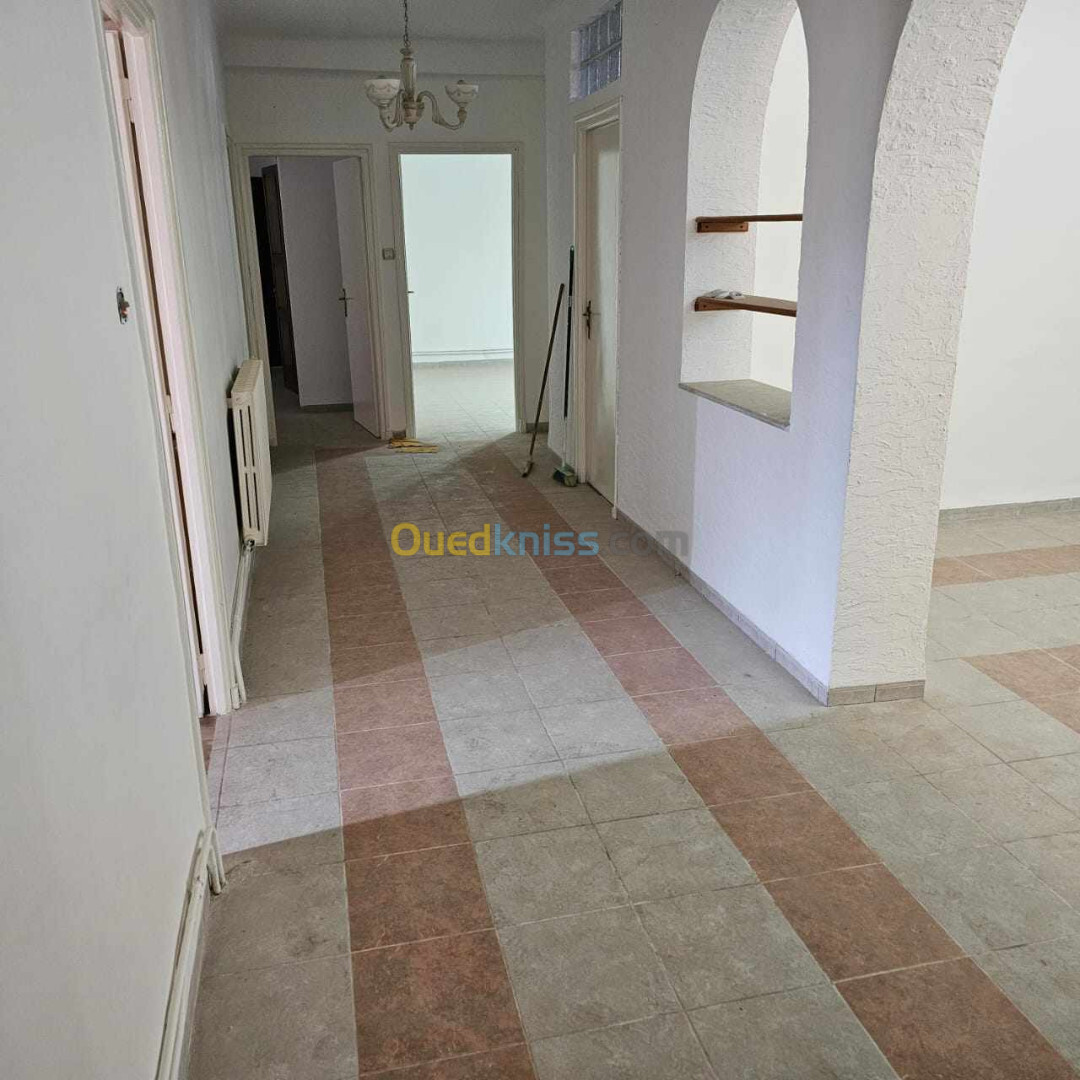 Location Appartement F4 Sétif Setif