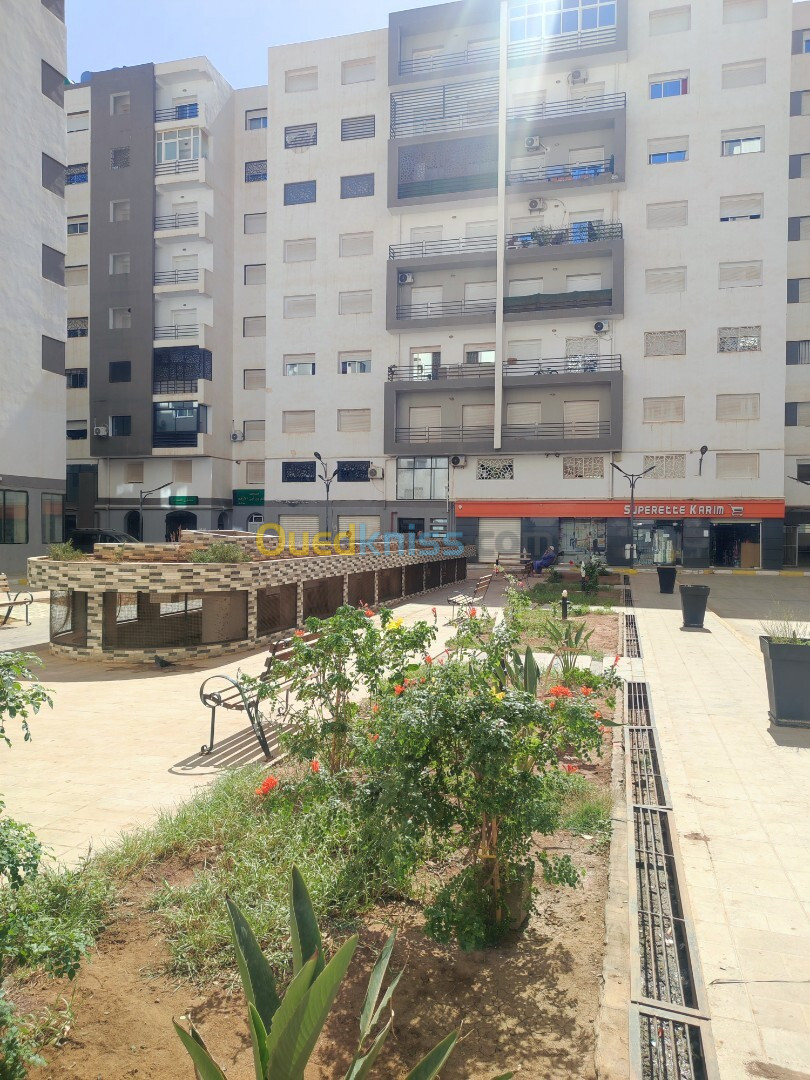 Location Appartement F4 Oran Bir el djir