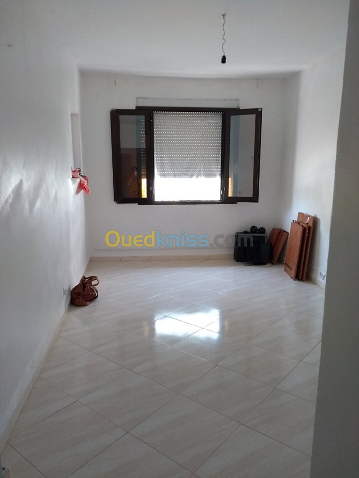 Location Appartement F3 Constantine Constantine